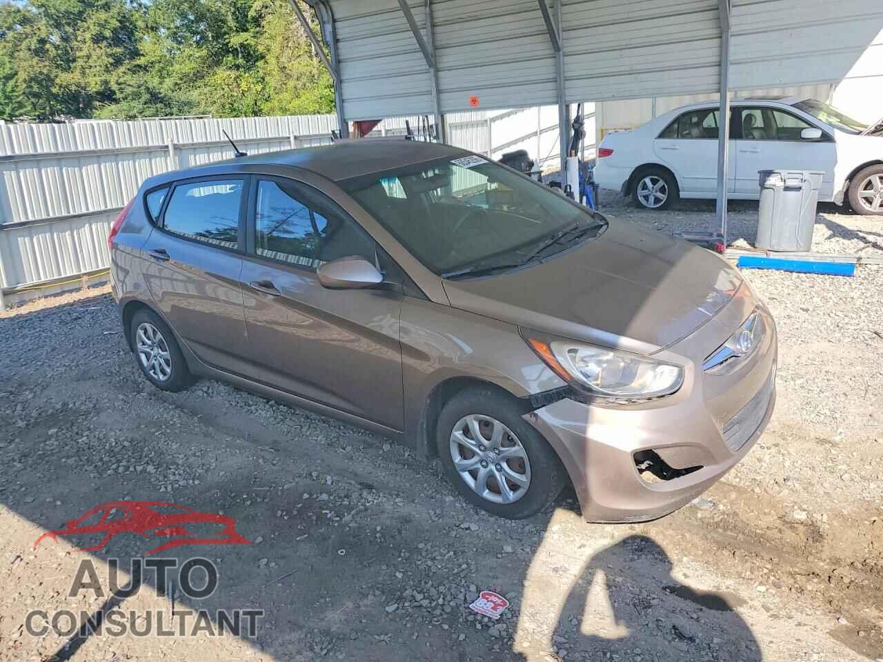 HYUNDAI ACCENT 2013 - KMHCT5AE5DU070048