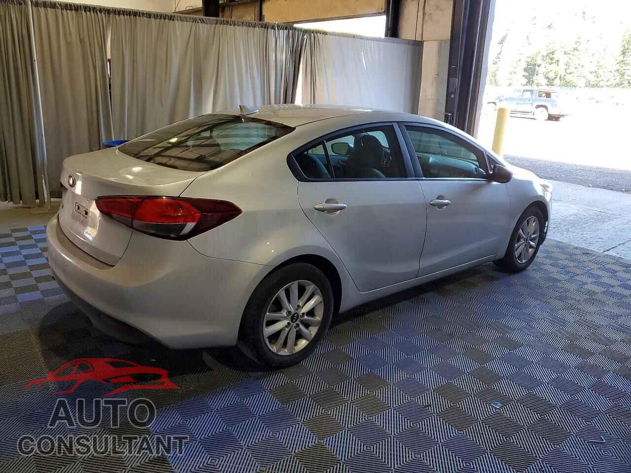 KIA FORTE 2017 - 3KPFL4A73HE054285