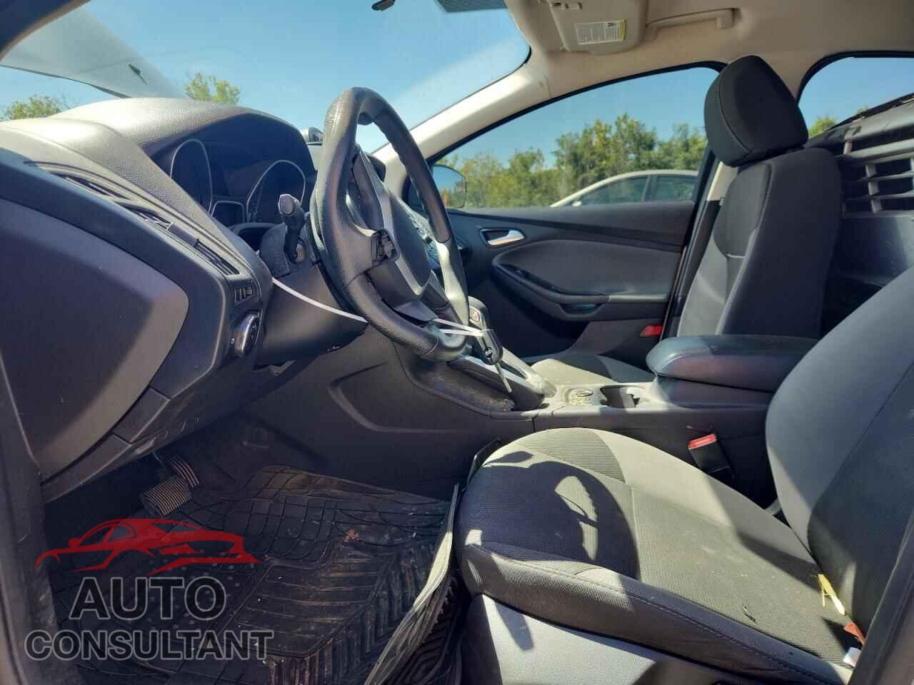 FORD FOCUS 2014 - 1FADP3F28EL155821