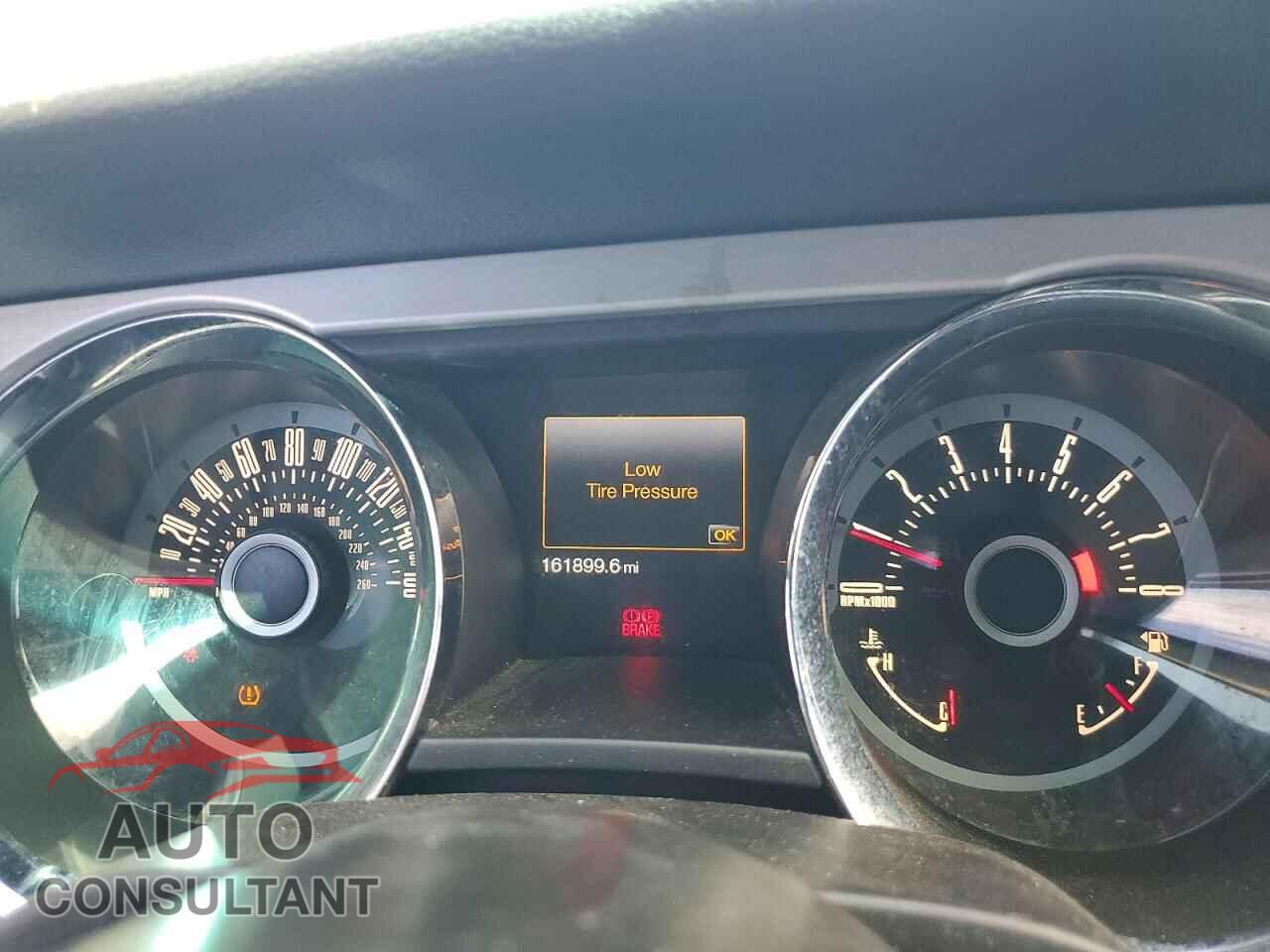 FORD MUSTANG 2013 - 1ZVBP8AM6D5279559