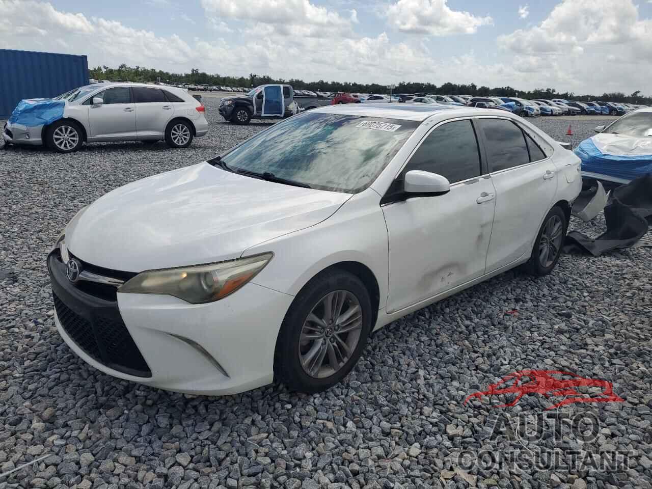 TOYOTA CAMRY 2015 - 4T1BF1FKXFU059821