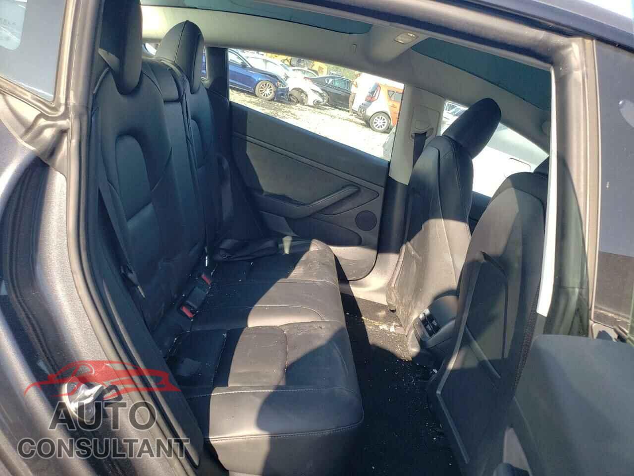 TESLA MODEL 3 2023 - 5YJ3E1EA6PF692699