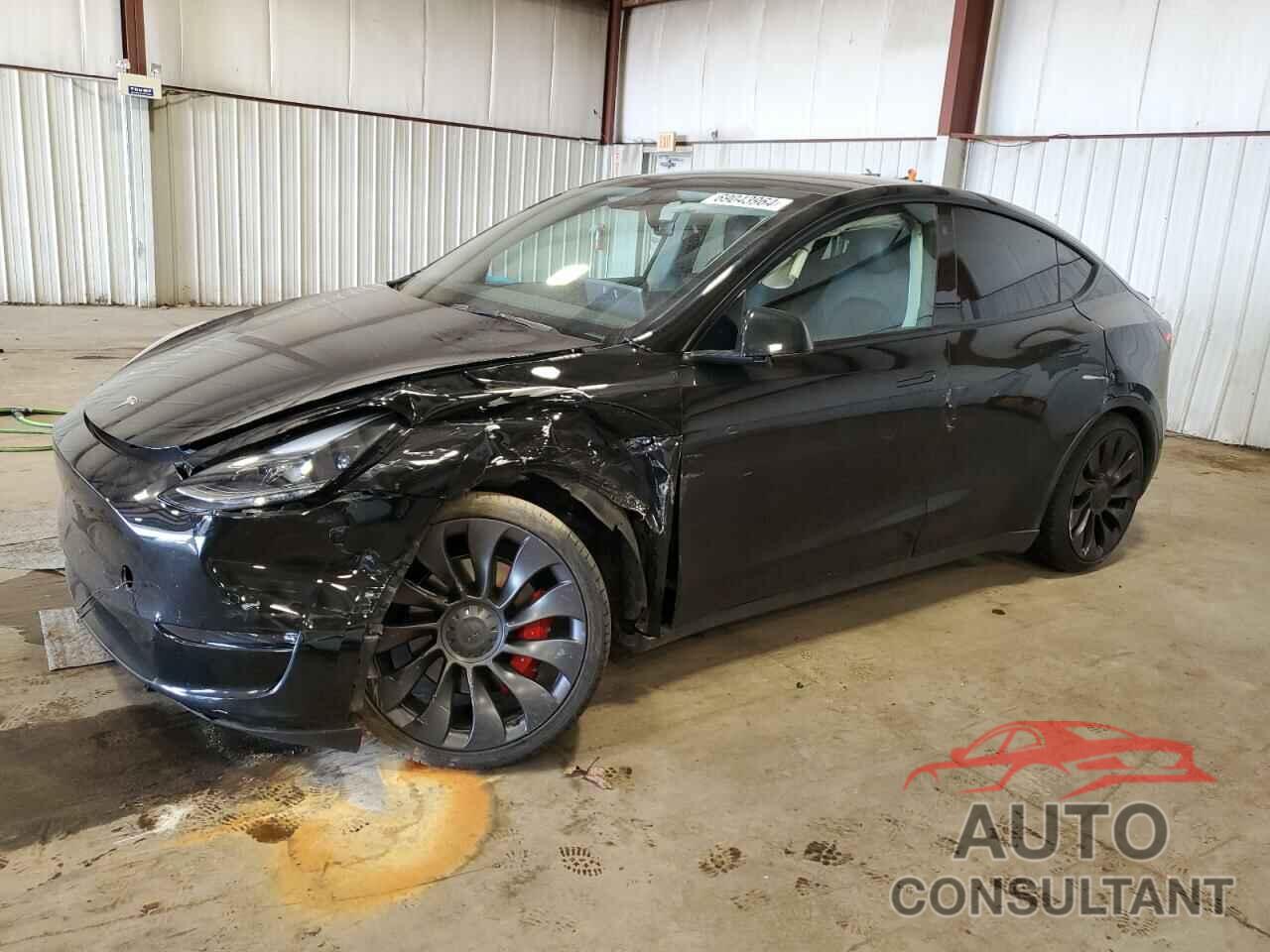 TESLA MODEL Y 2021 - 5YJYGDEF7MF227096