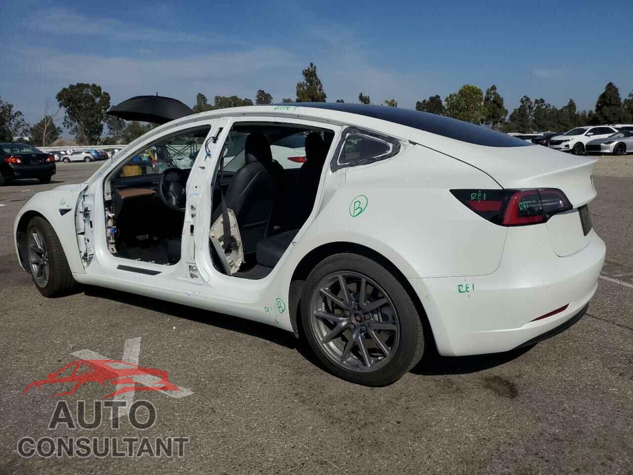TESLA MODEL 3 2020 - 5YJ3E1EB2LF628193