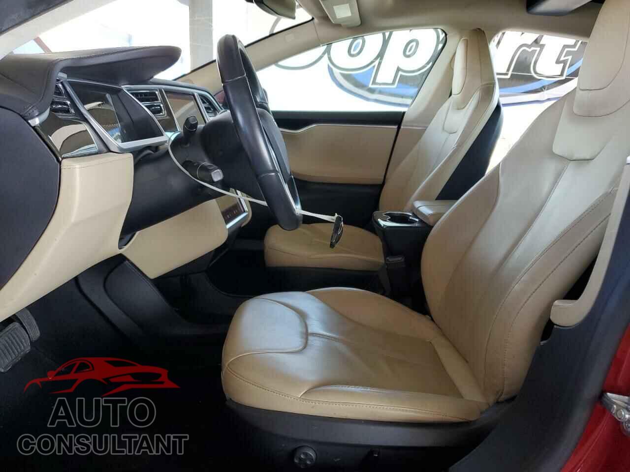 TESLA MODEL S 2013 - 5YJSA1DN9DFP09597