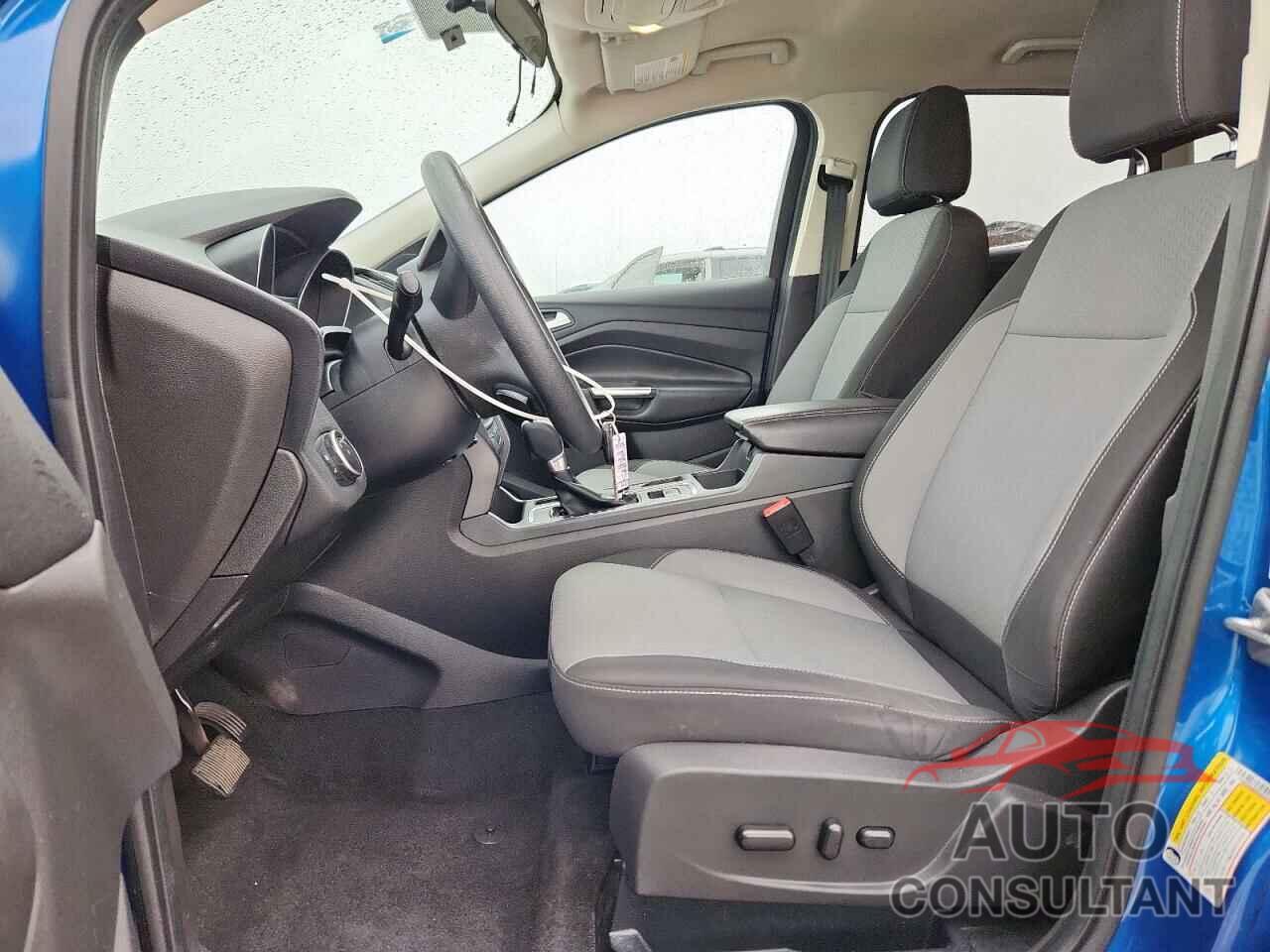 FORD ESCAPE 2017 - 1FMCU0GD8HUB93587