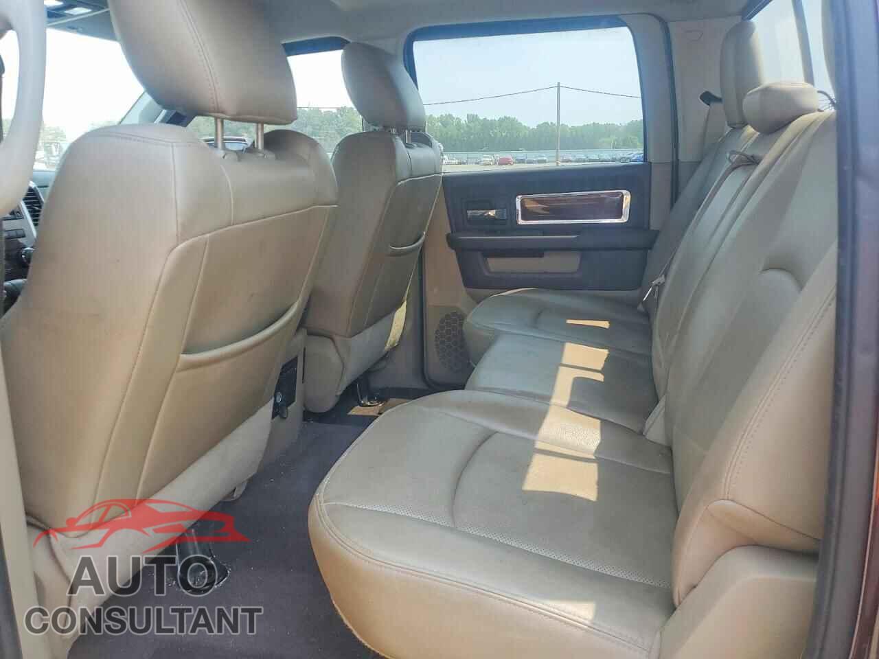 DODGE RAM 1500 2012 - 1C6RD7NT0CS147331