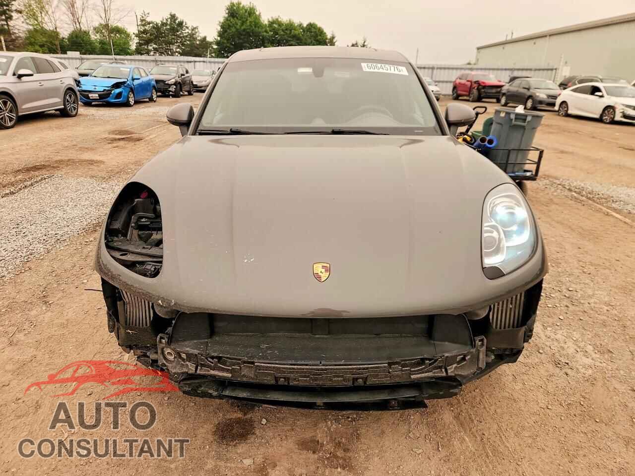 PORSCHE MACAN 2015 - WP1AB2A57FLB70947