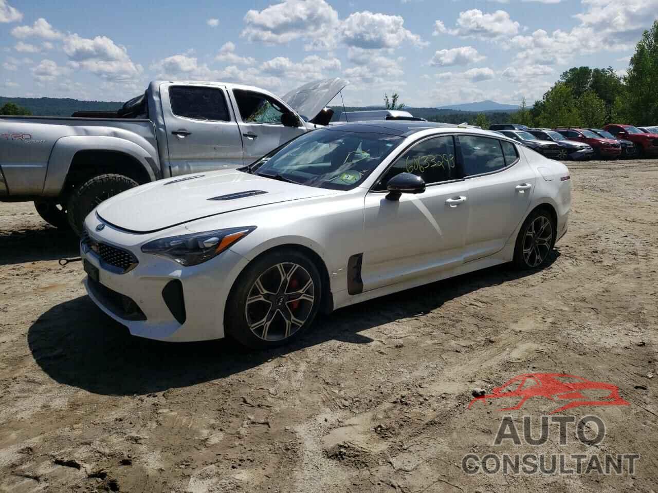 KIA STINGER 2019 - KNAE55LC5K6054479