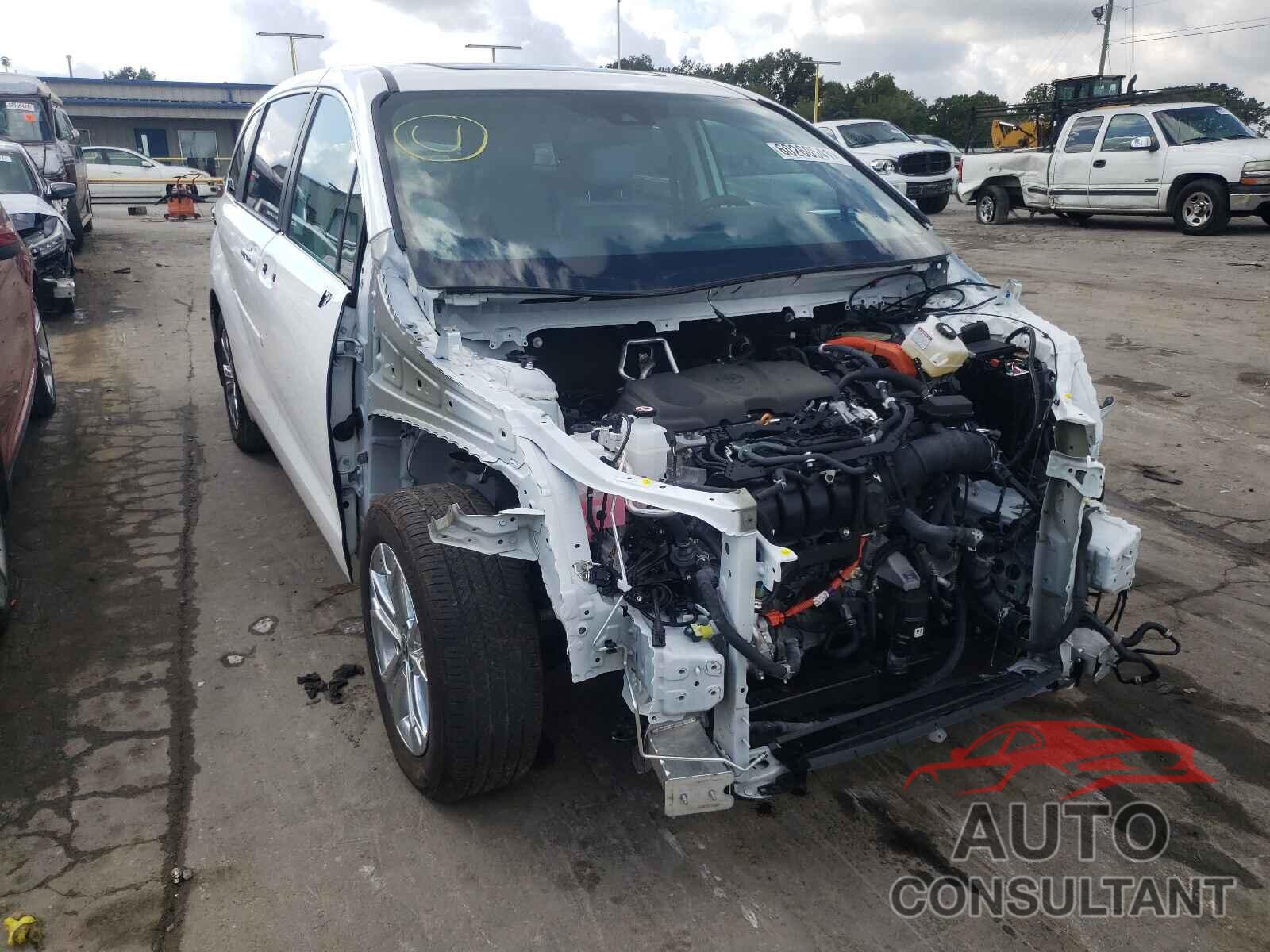 TOYOTA SIENNA 2021 - 5TDXSKFC2MS013048