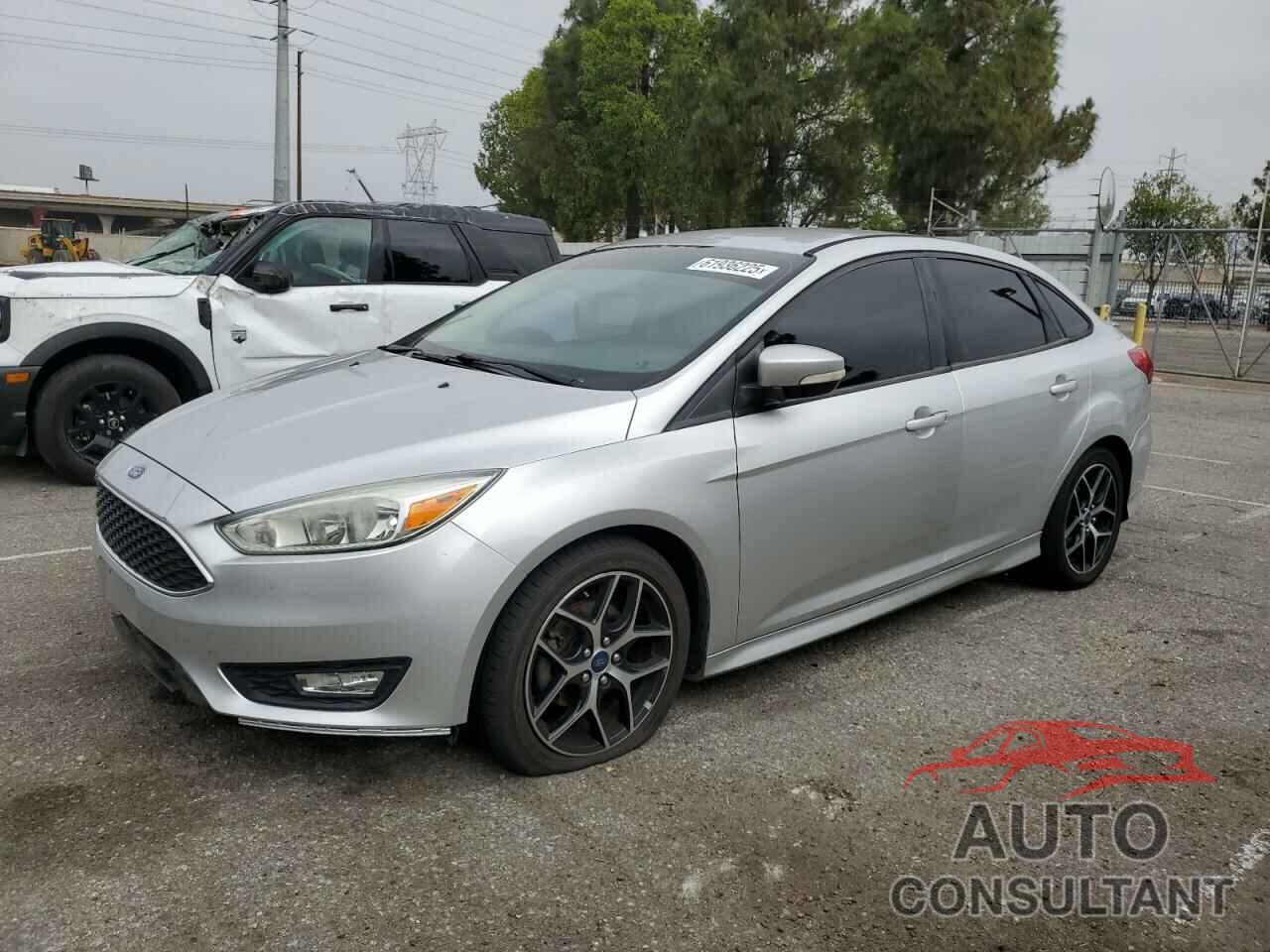 FORD FOCUS 2015 - 1FADP3F28FL348729