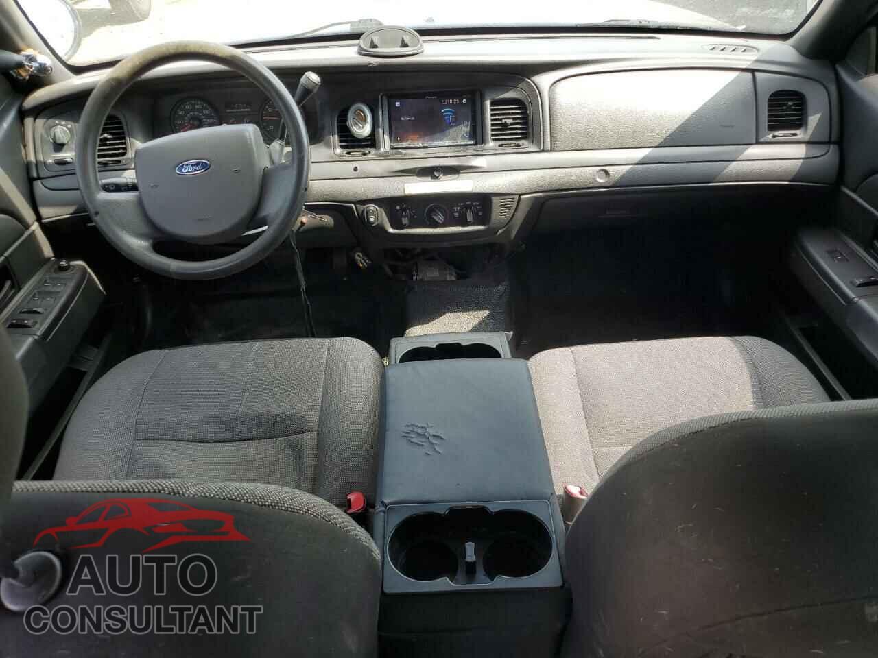 FORD CROWN VIC 2010 - 2FABP7BV4AX100603