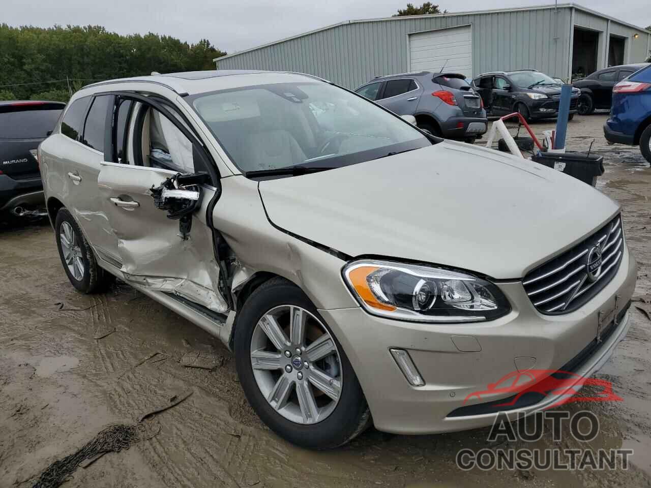 VOLVO XC60 2017 - YV440MDUXH2132380