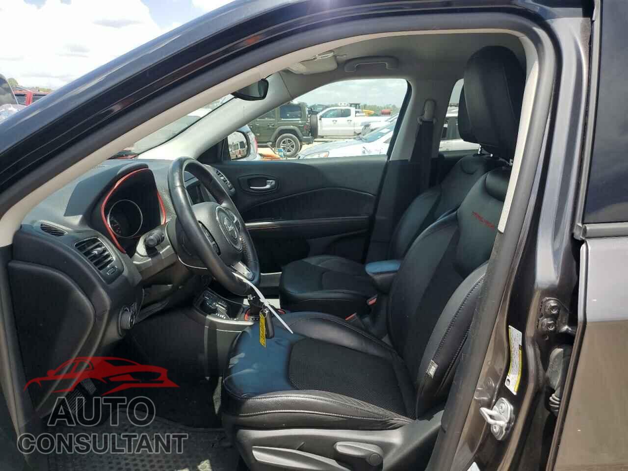JEEP COMPASS 2017 - 3C4NJDDB4HT674625