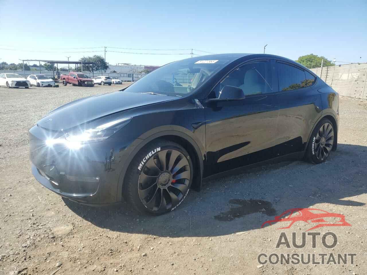 TESLA MODEL Y 2023 - 7SAYGDEF9PF844734
