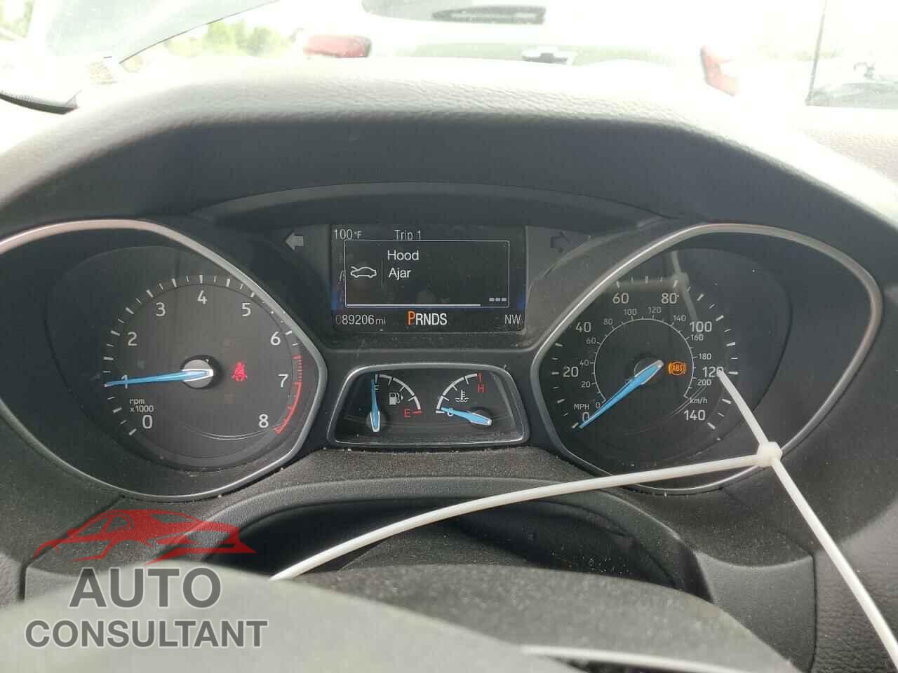 FORD FOCUS 2017 - 1FADP3M27HL342555