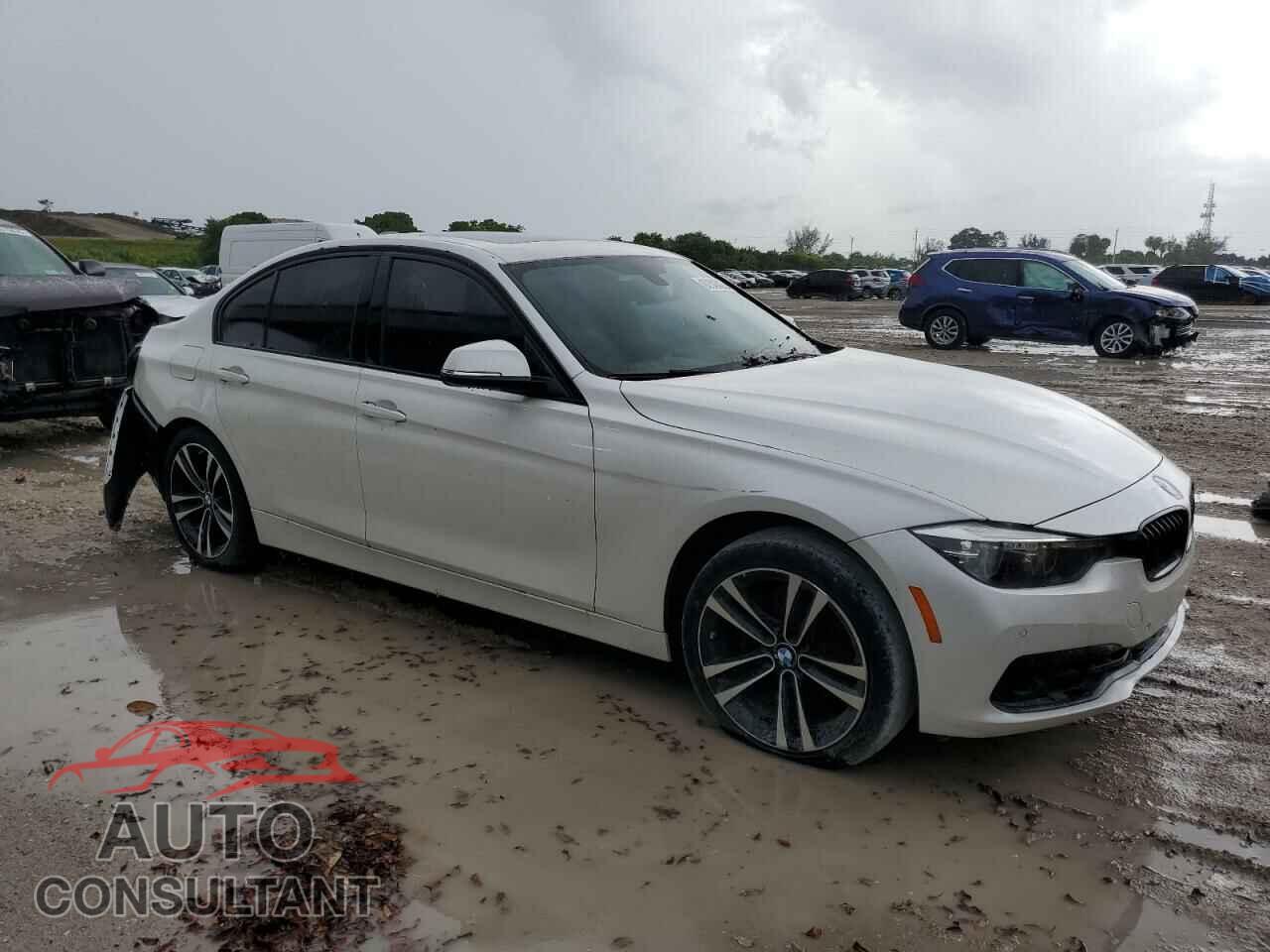 BMW 3 SERIES 2018 - WBA8B9C56JEE82888