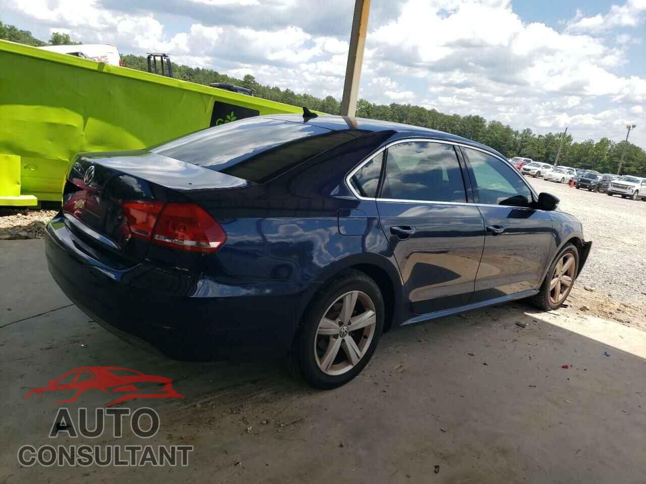 VOLKSWAGEN PASSAT 2013 - 1VWBP7A34DC004852