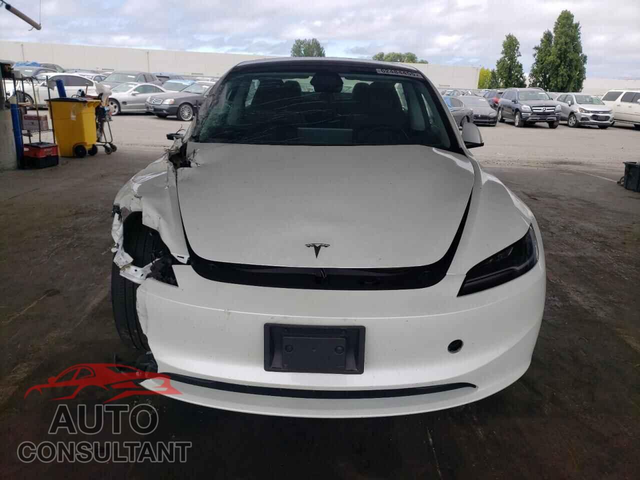 TESLA MODEL 3 2024 - 5YJ3E1EB3RF758511