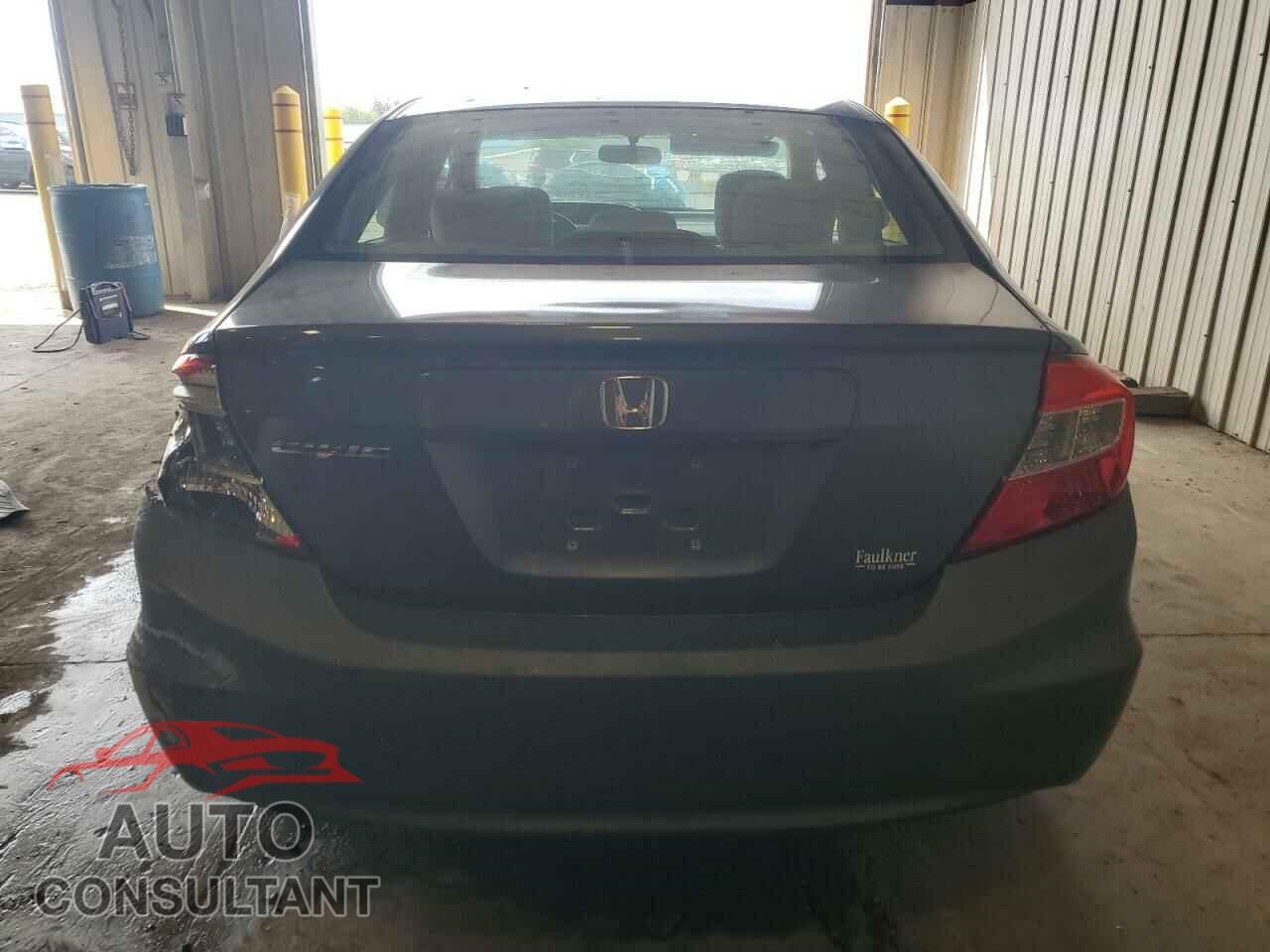 HONDA CIVIC 2012 - 2HGFB2F80CH525266