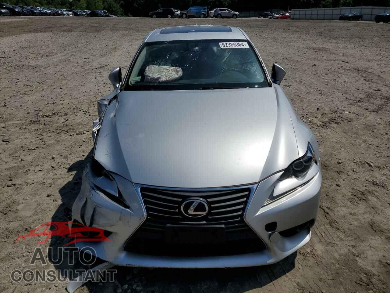 LEXUS IS 2015 - JTHCF1D26F5017196
