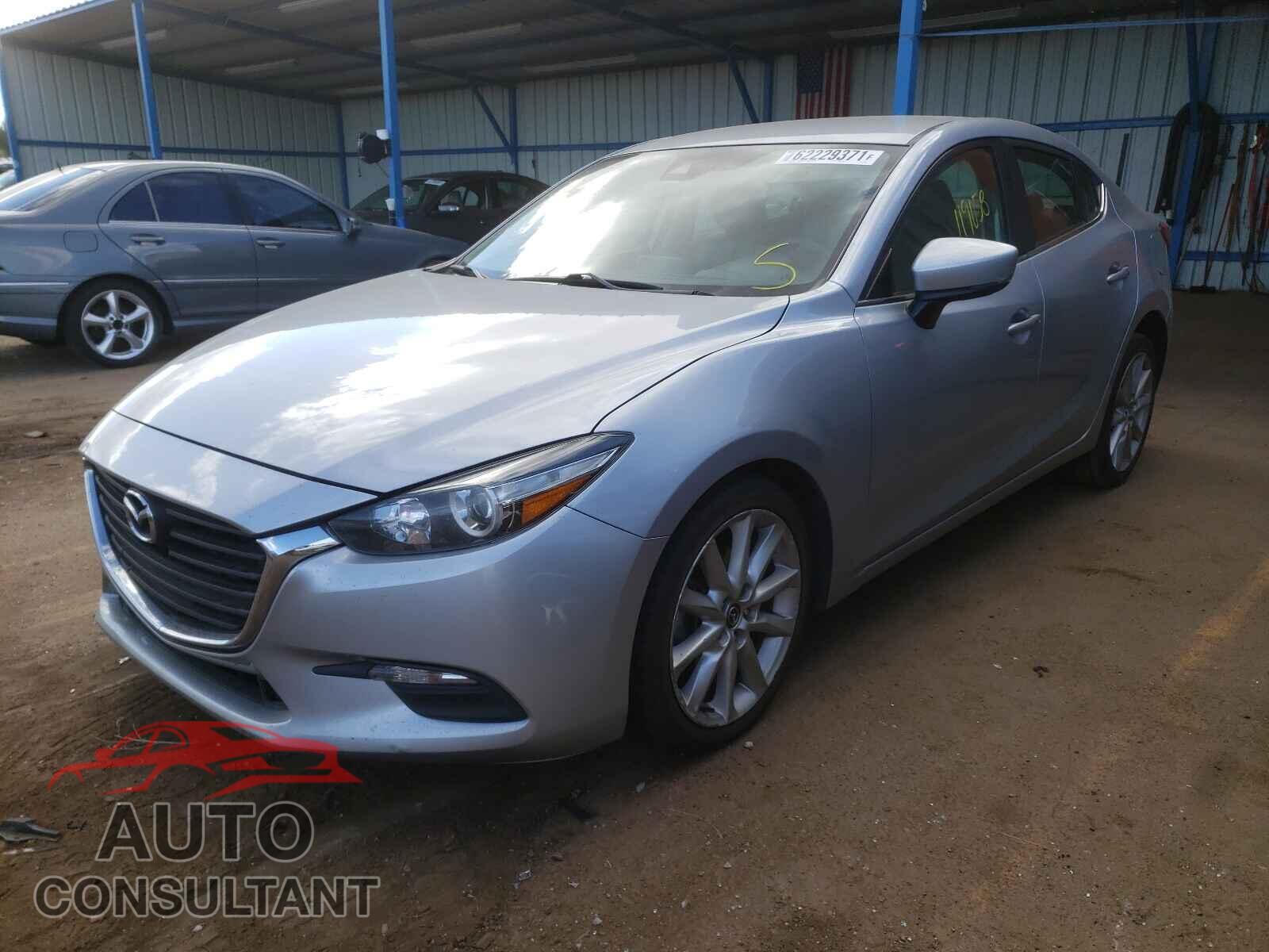 MAZDA 3 2017 - 3MZBN1V77HM109132