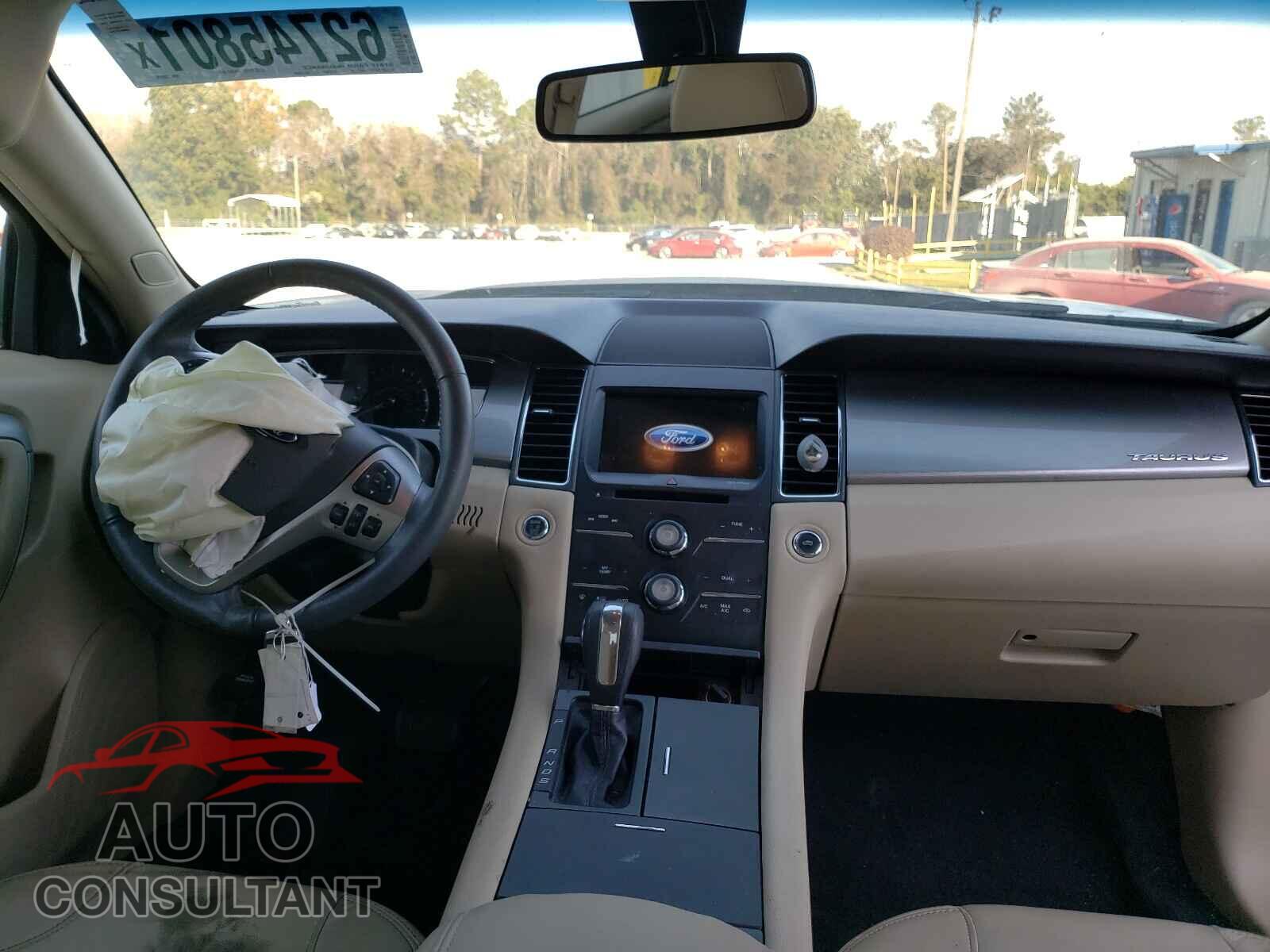 FORD TAURUS 2016 - 1FAHP2E84GG130976