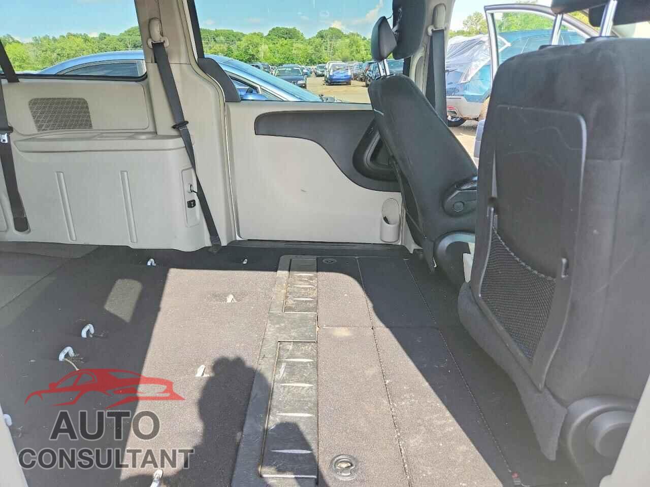 DODGE CARAVAN 2011 - 2D4RN5DG0BR693290