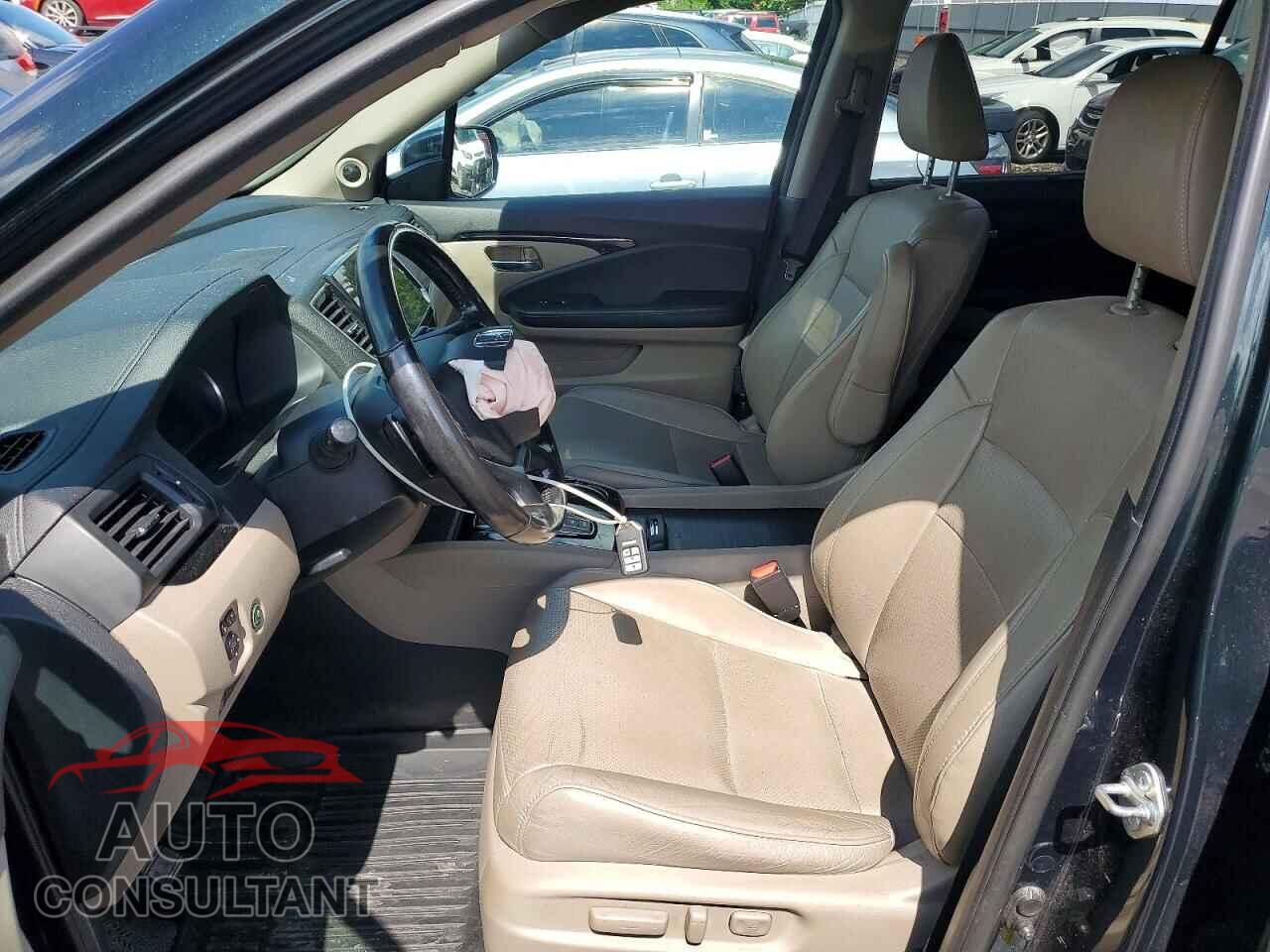 HONDA PILOT 2019 - 5FNYF6H01KB008380