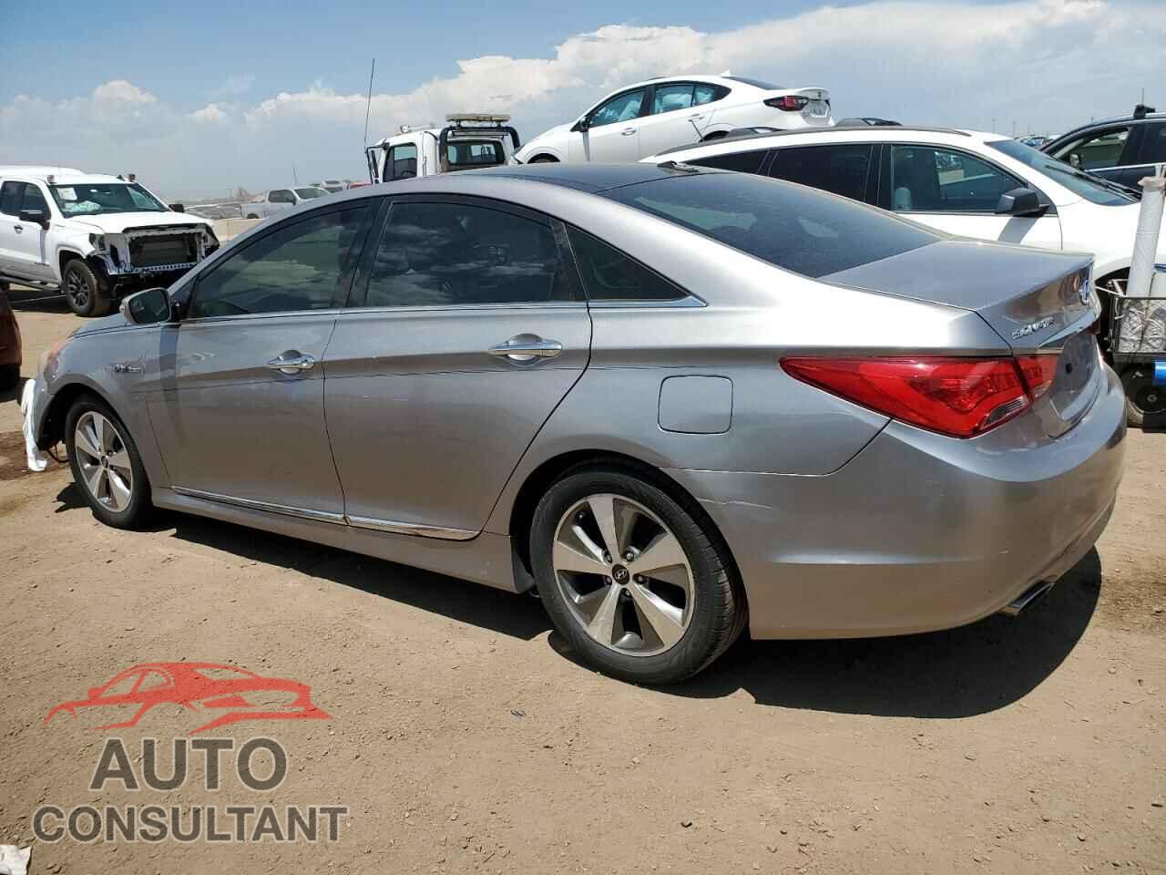 HYUNDAI SONATA 2012 - KMHEC4A44CA046317