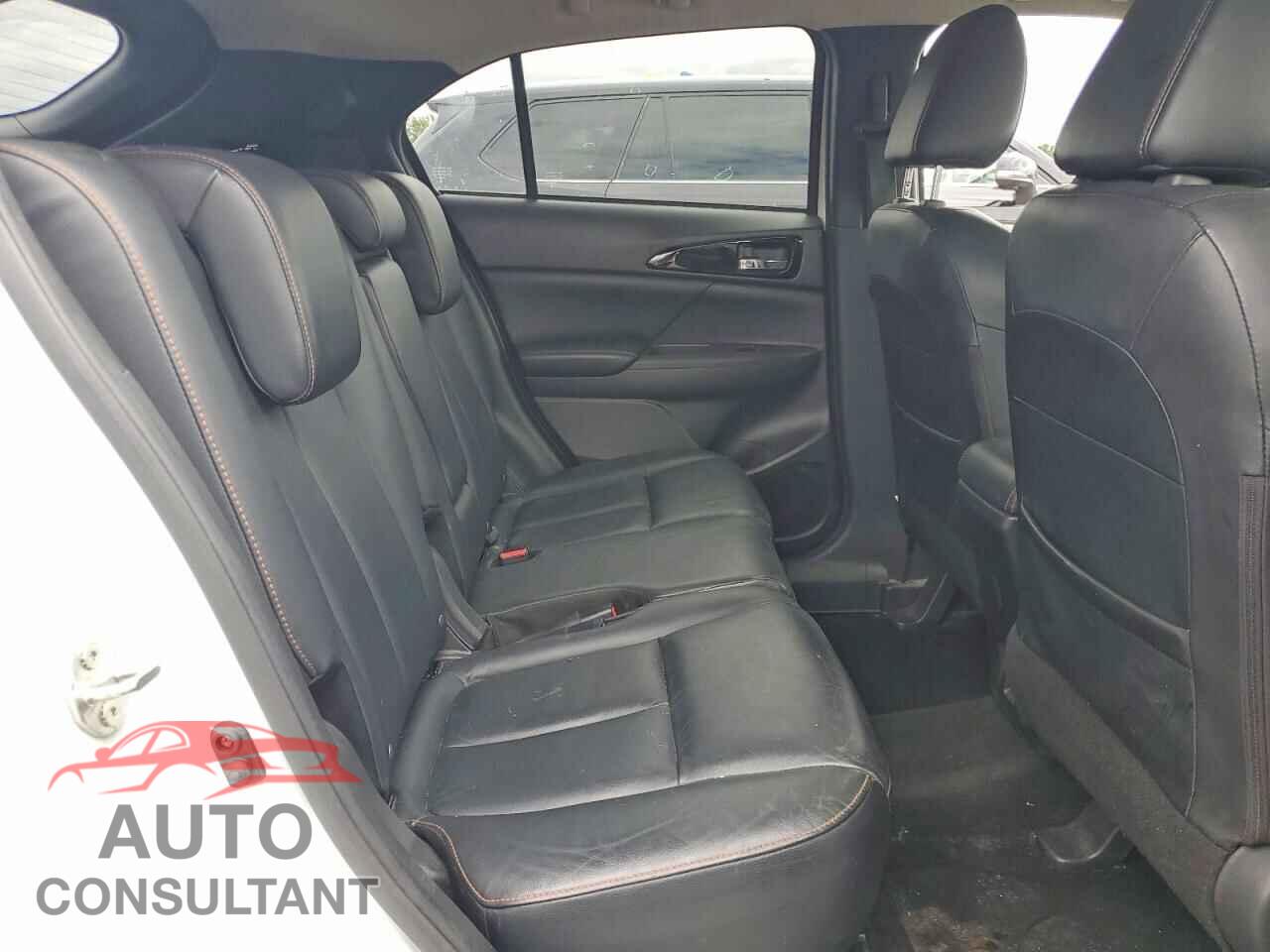 MITSUBISHI ECLIPSE 2019 - JA4AT5AA6KZ008466
