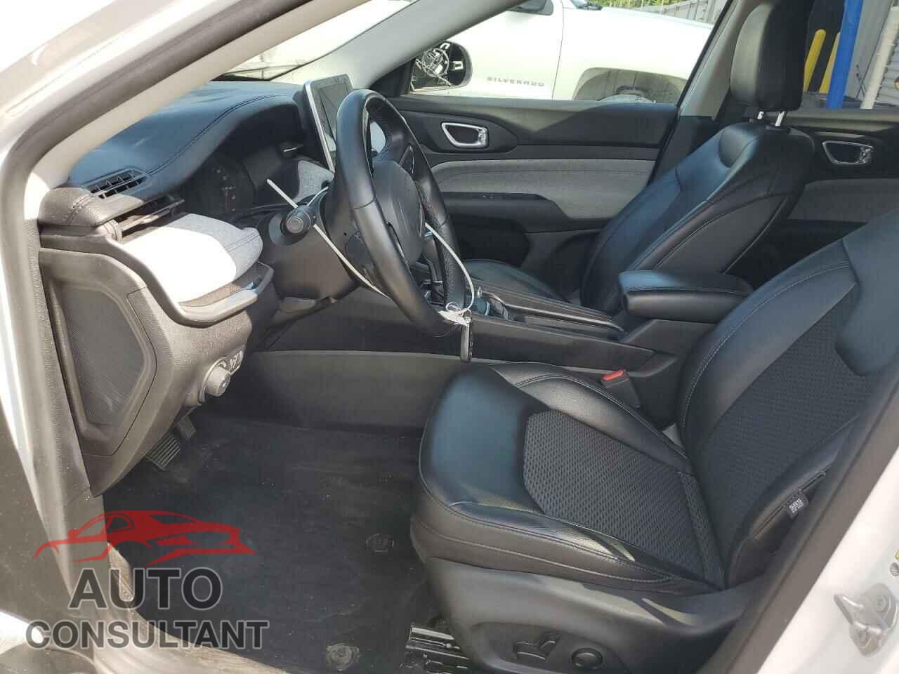 JEEP COMPASS 2022 - 3C4NJDBB5NT114885