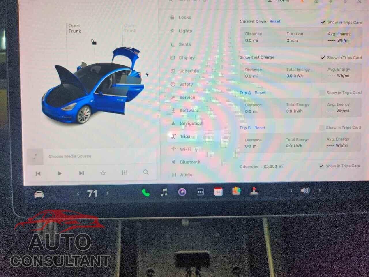 TESLA MODEL 3 2018 - 5YJ3E1EB9JF083929