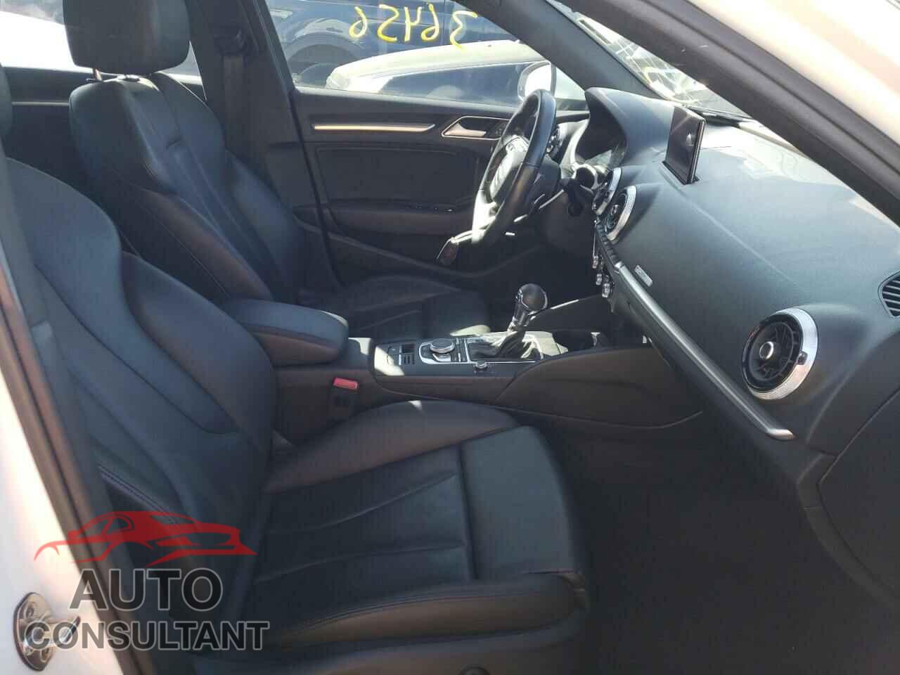 AUDI A3 2017 - WAUGUGFF0H1046972
