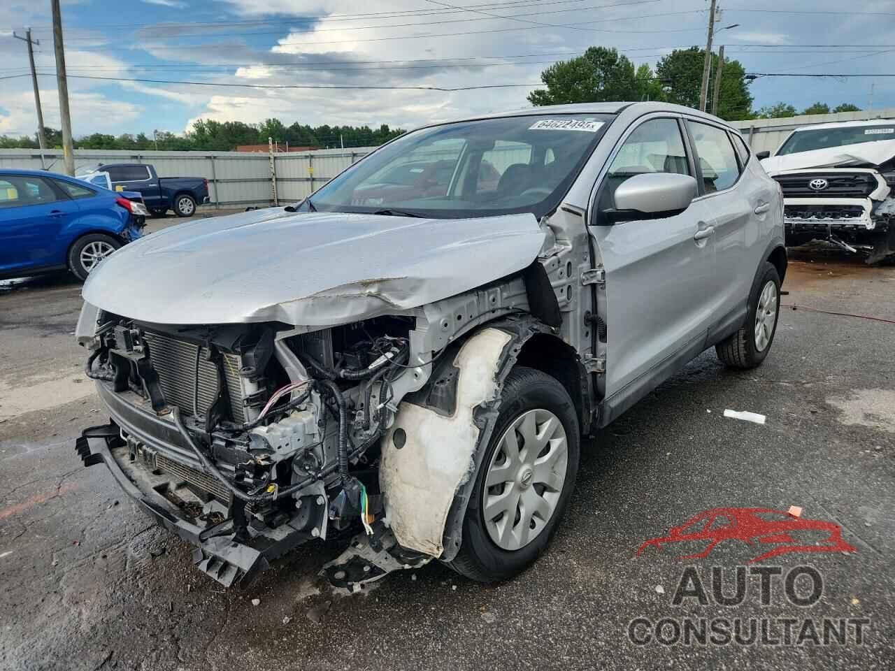 NISSAN ROGUE 2018 - JN1BJ1CP5JW151017