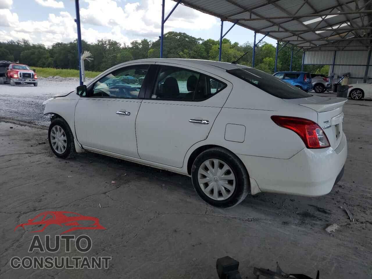 NISSAN VERSA 2019 - 3N1CN7AP3KL810878