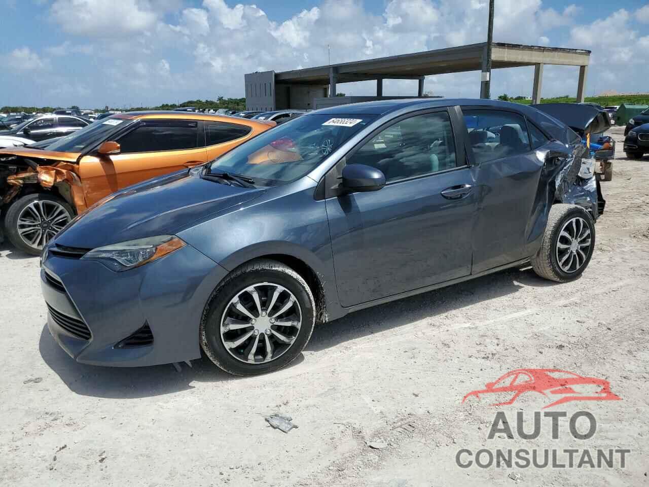 TOYOTA COROLLA 2018 - 2T1BURHEXJC029840