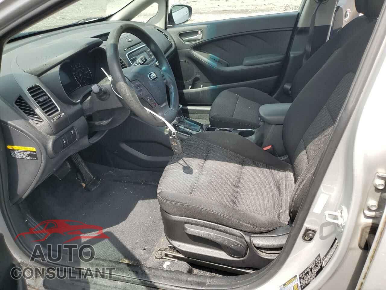 KIA FORTE 2017 - 3KPFK4A73HE083191