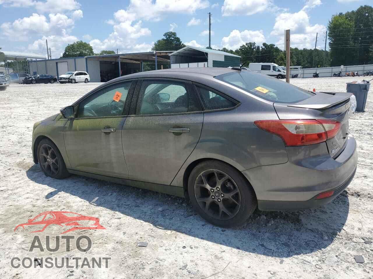 FORD FOCUS 2014 - 1FADP3F21EL213042