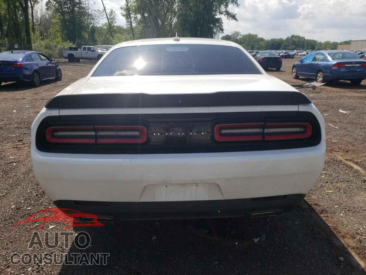 DODGE CHALLENGER 2017 - 2C3CDZAG8HH618261
