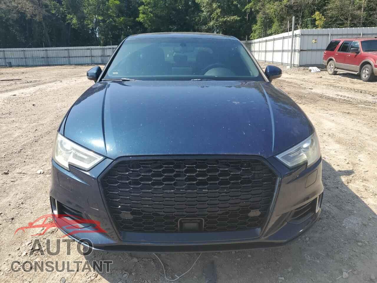 AUDI A3 2017 - WAUAUGFF5H1047623