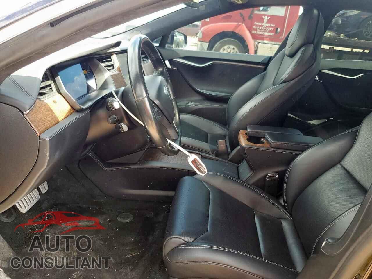 TESLA MODEL S 2018 - 5YJSA1E40JF264667