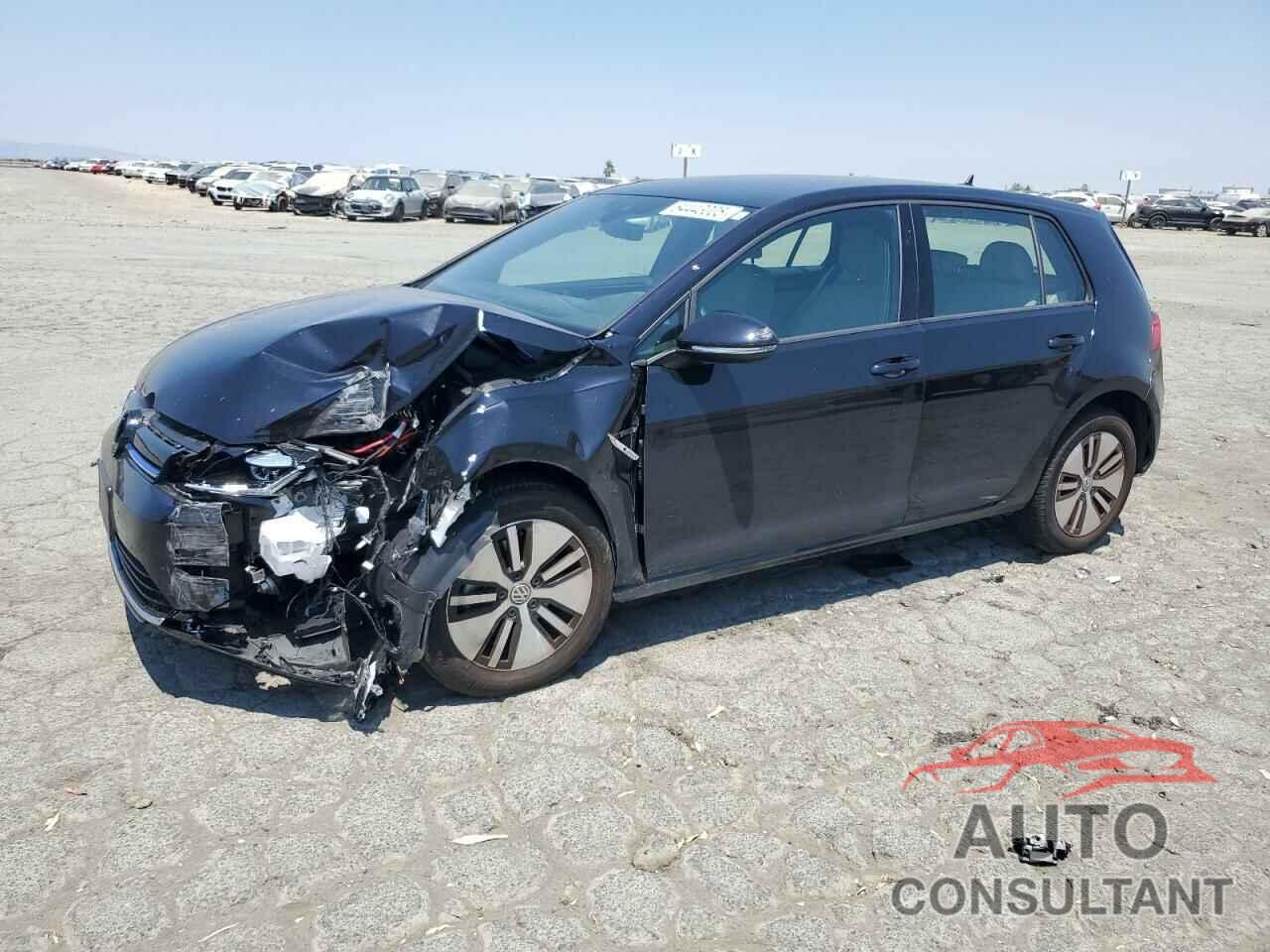 VOLKSWAGEN GOLF 2018 - WVWPR7AU8JW912890