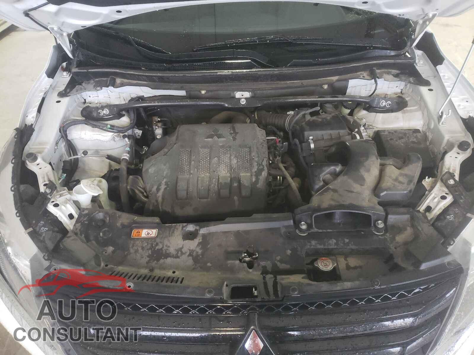 MITSUBISHI ECLIPSE 2018 - JA4AT4AA1JZ046700