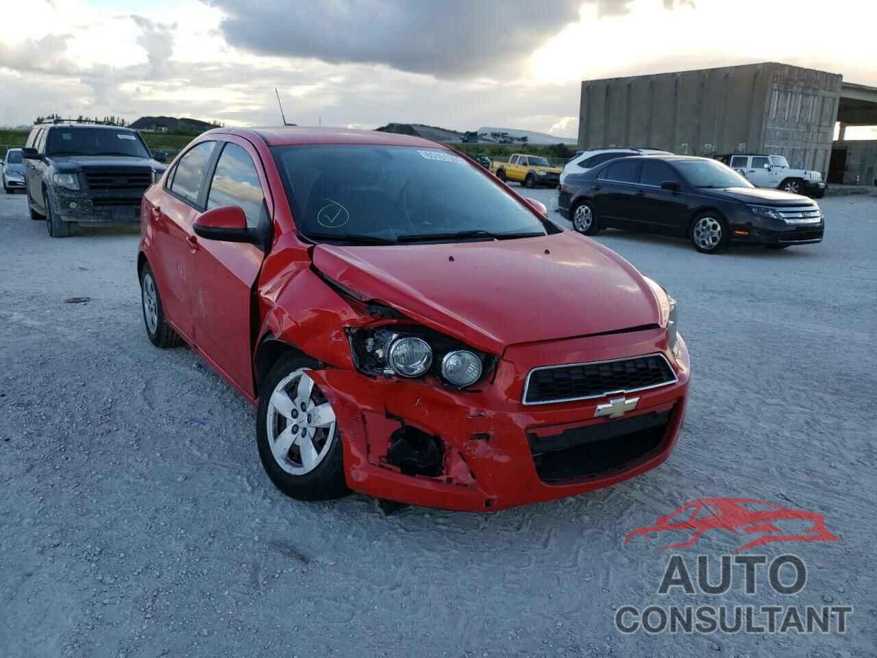 CHEVROLET SONIC 2016 - 1G1JA5SH9G4166160