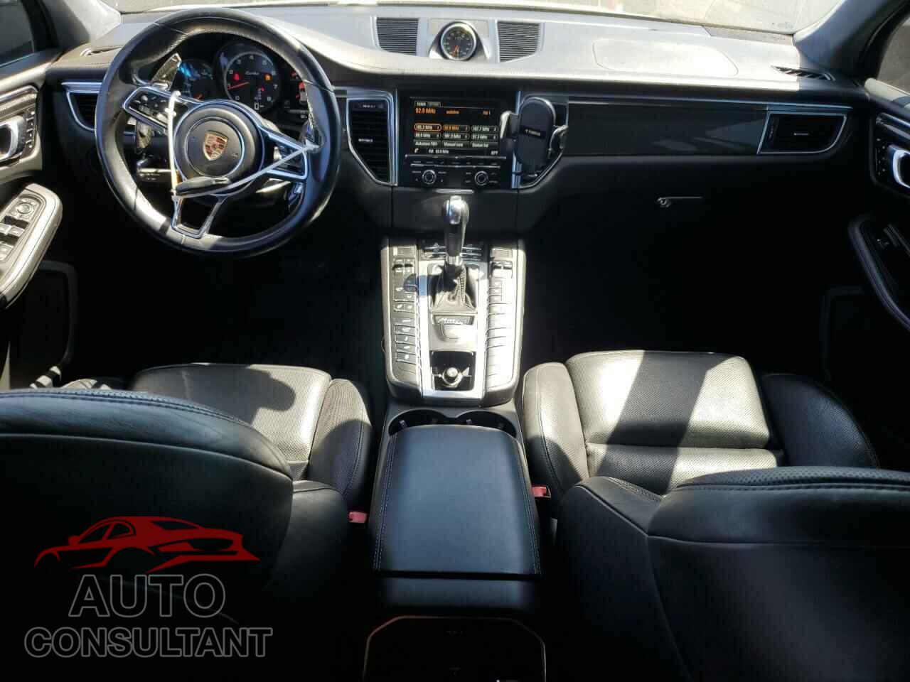 PORSCHE MACAN 2016 - WP1AF2A58GLB94633