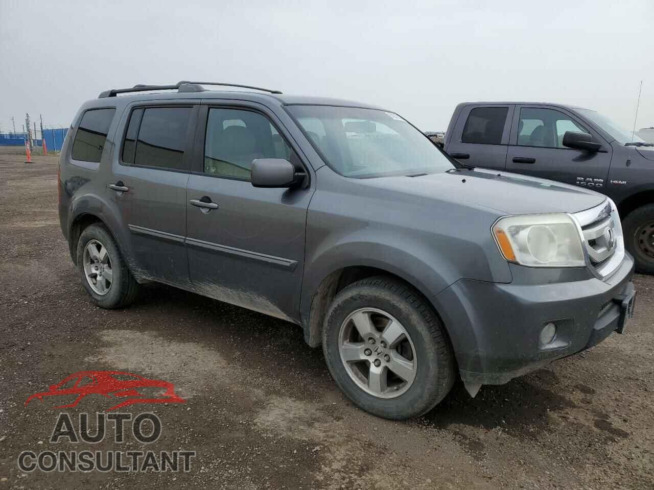 HONDA PILOT 2011 - 5FNYF4H53BB501669