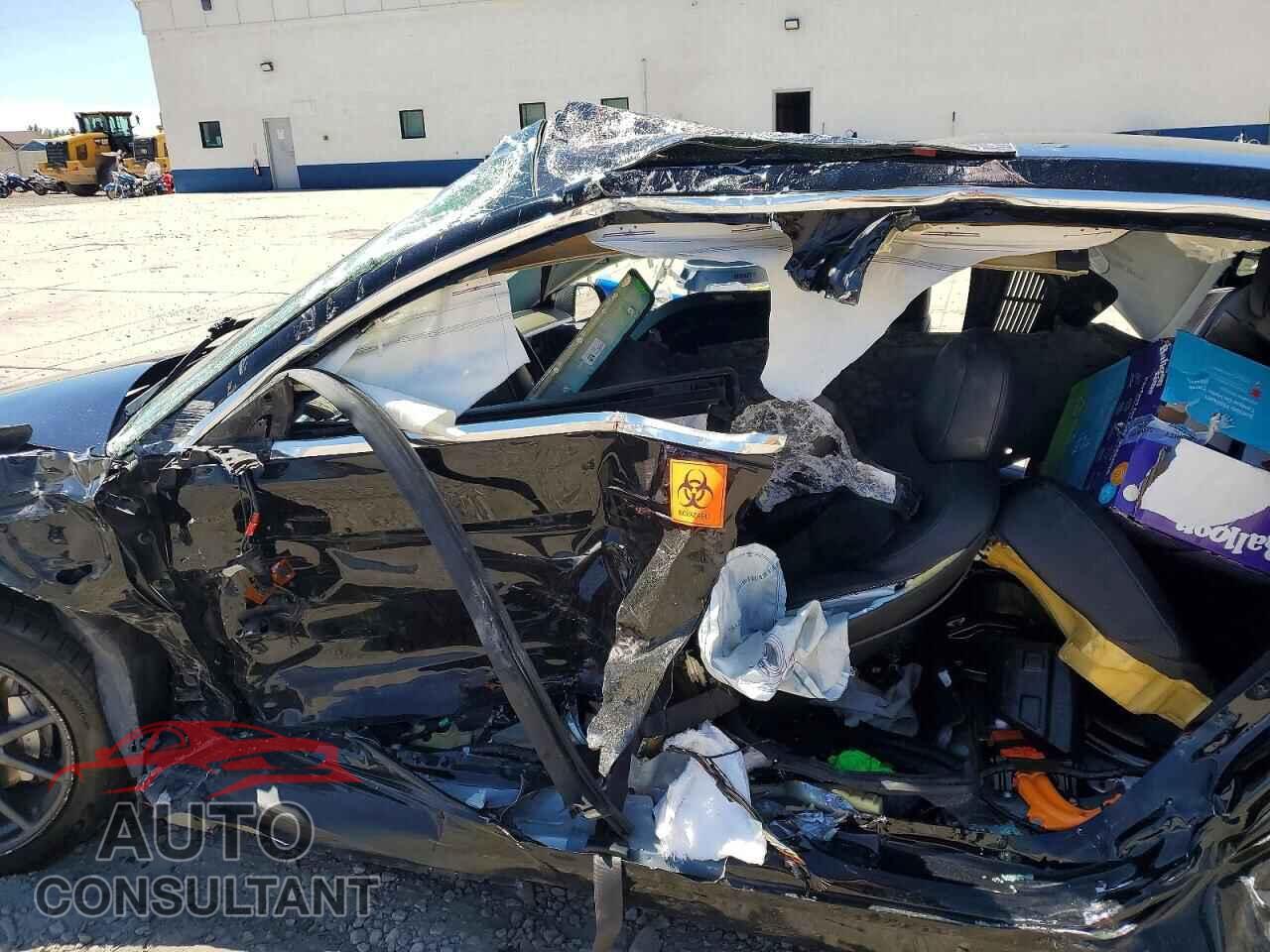 TESLA MODEL 3 2018 - 5YJ3E1EA8JF062691