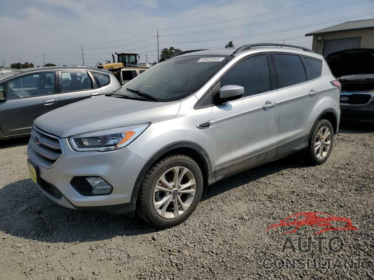 FORD ESCAPE 2018 - 1FMCU0GD8JUB75421