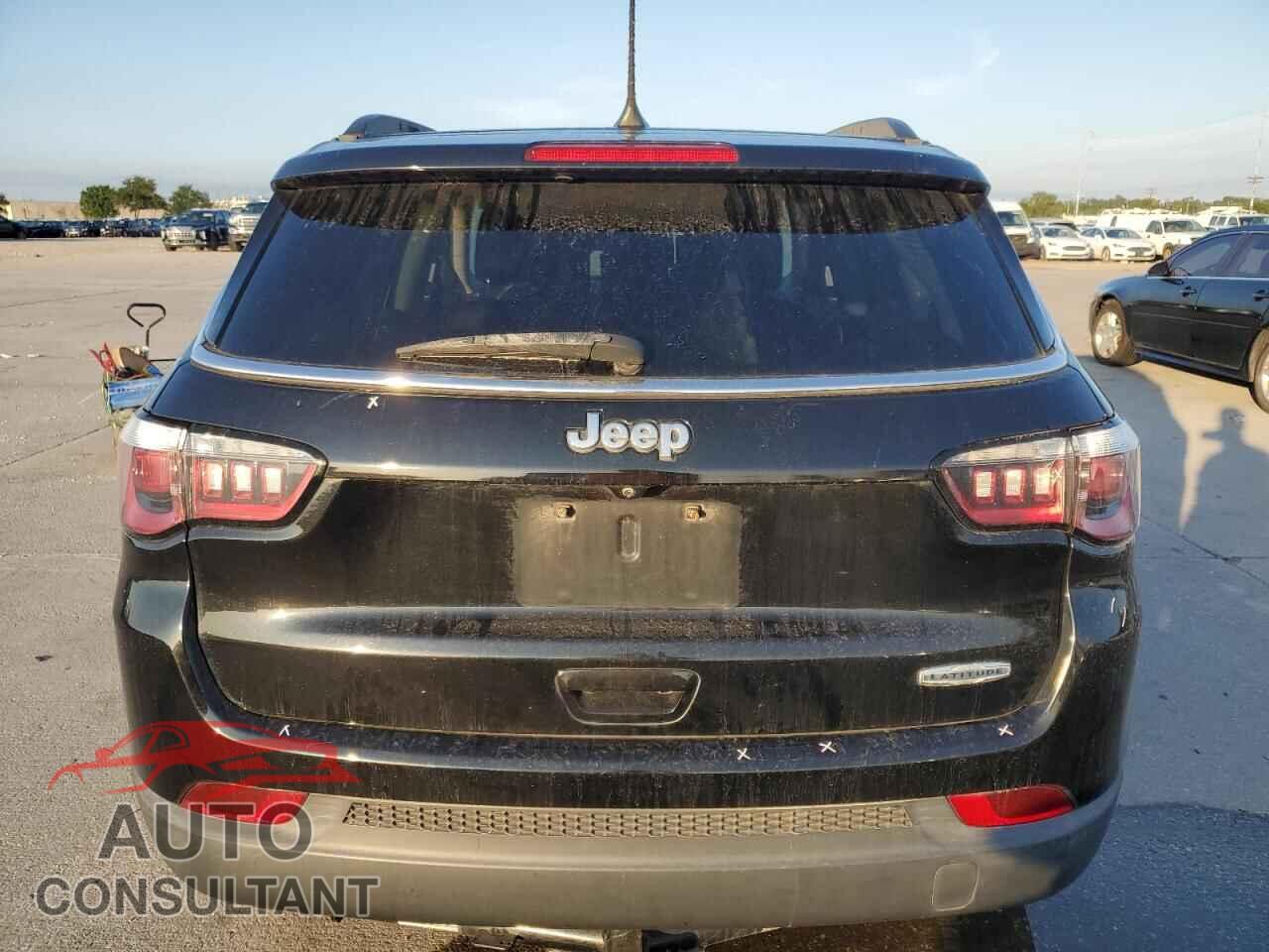 JEEP COMPASS 2017 - 3C4NJCBB5HT658723